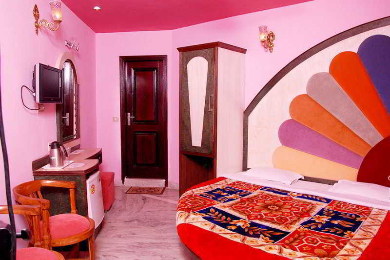 Hotel Karat 87 Inn New Delhi Extérieur photo